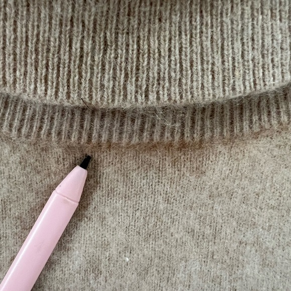 Cashmere turtleneck - Picture 6 of 7